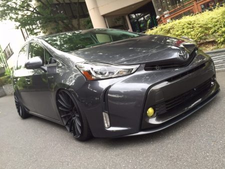 LEXON 2015+ Toyota Prius V Front Lip Spoiler (FRP) Supply